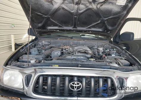 2001 Toyota Tacoma Base V6 from USA, damaged, VIN 5TEWN72N11Z720857